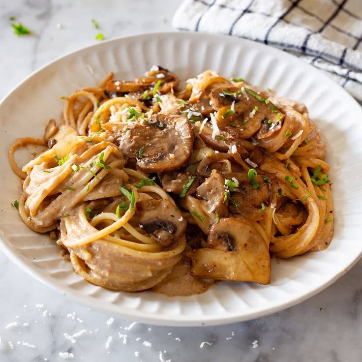 Fettuccine con hongos porcini